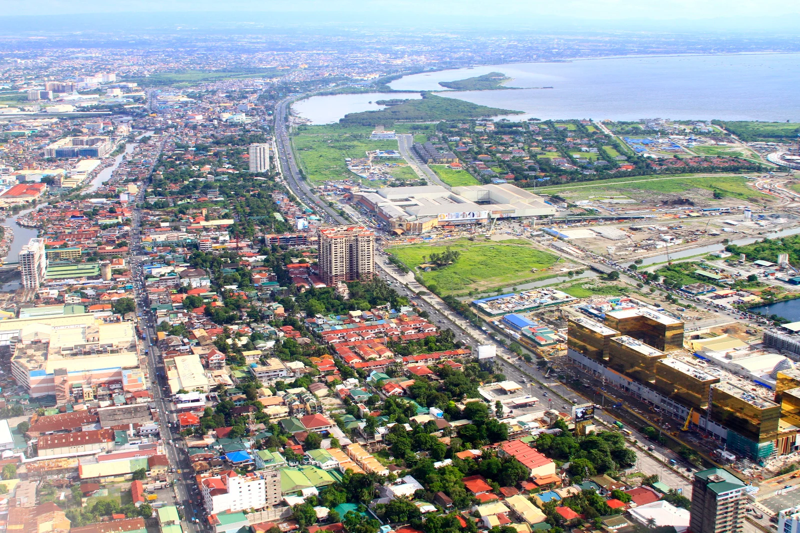 Living in Parañaque: A Complete Neighborhood Guide